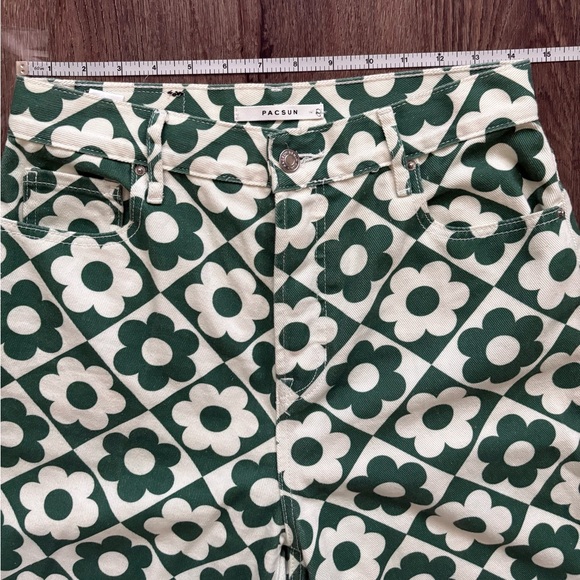 Pac Sun Green & White Retro Floral Button Fly Jeans Size 28 | - Picture 7 of 8